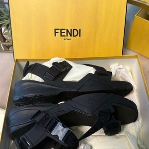 NEW FENDI FLOW SANDALS